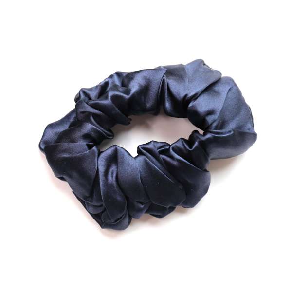 Scrunchie (100 % mullberry silk) - medium - dark blue